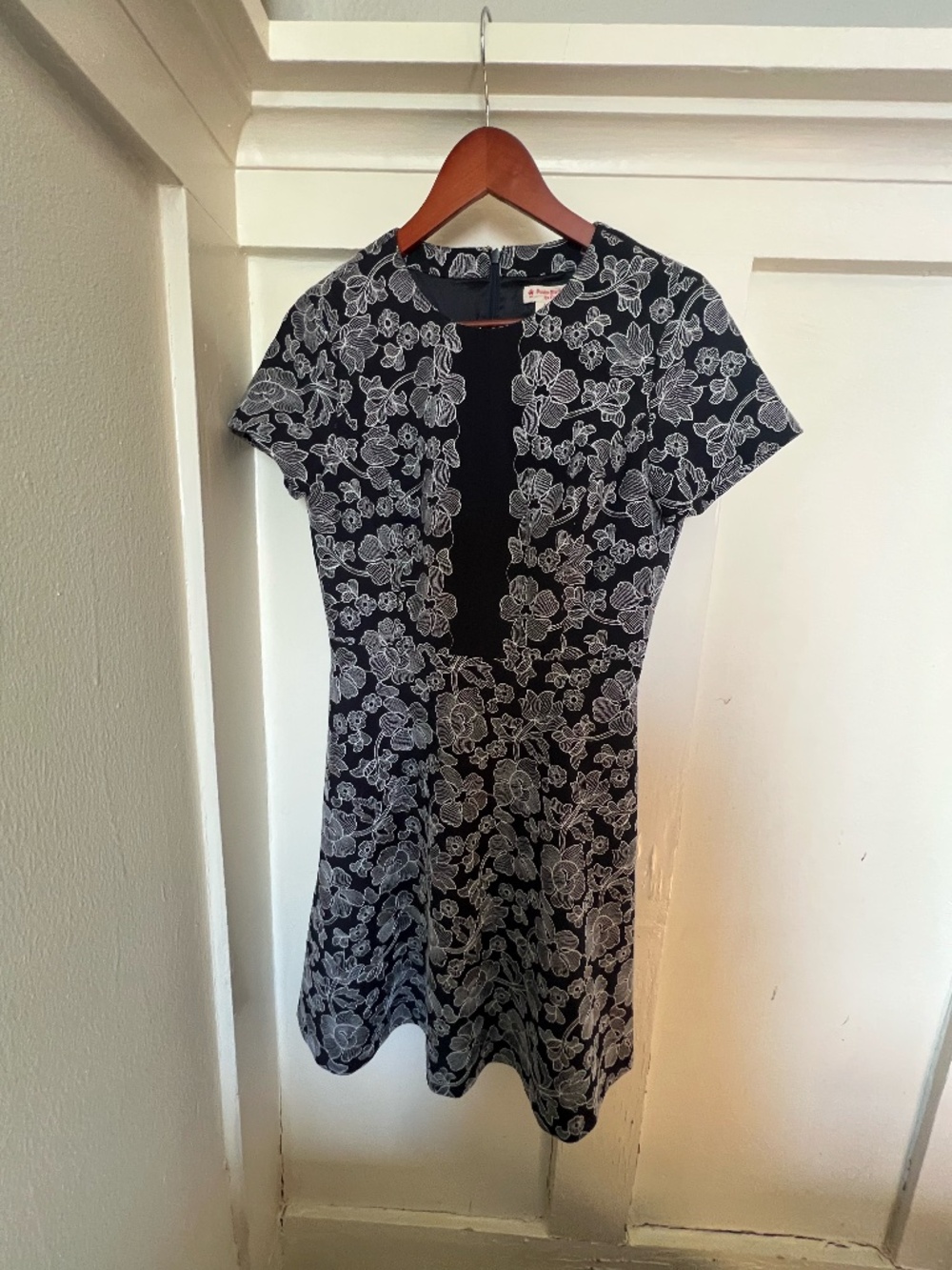 Brooks Brothers Red Fleece Navy and White Floral Fit & Flare Dress Size 4